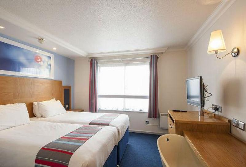 Travelodge Bath Waterside Экстерьер фото